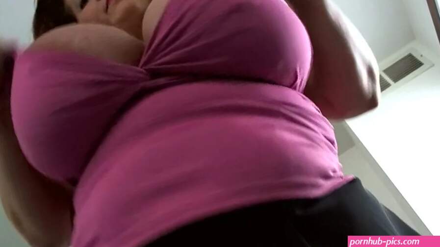 BIGTITS: Giantess Huge Tits from below