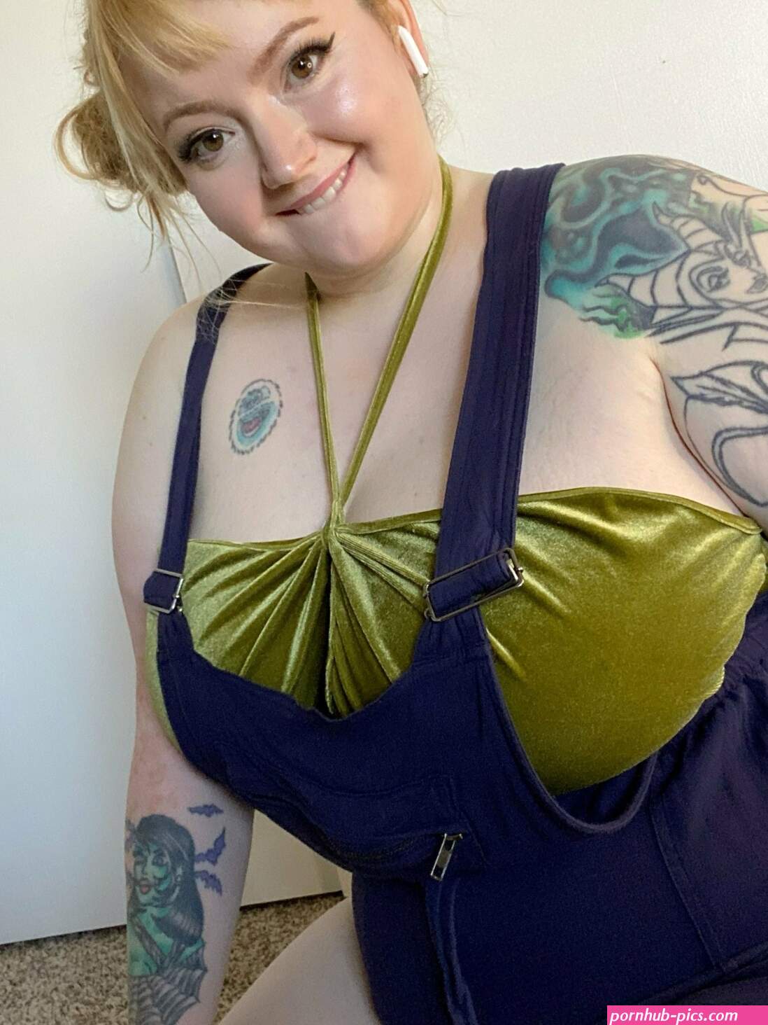 hunny.brat Nude OnlyFans Leaks Album Girls