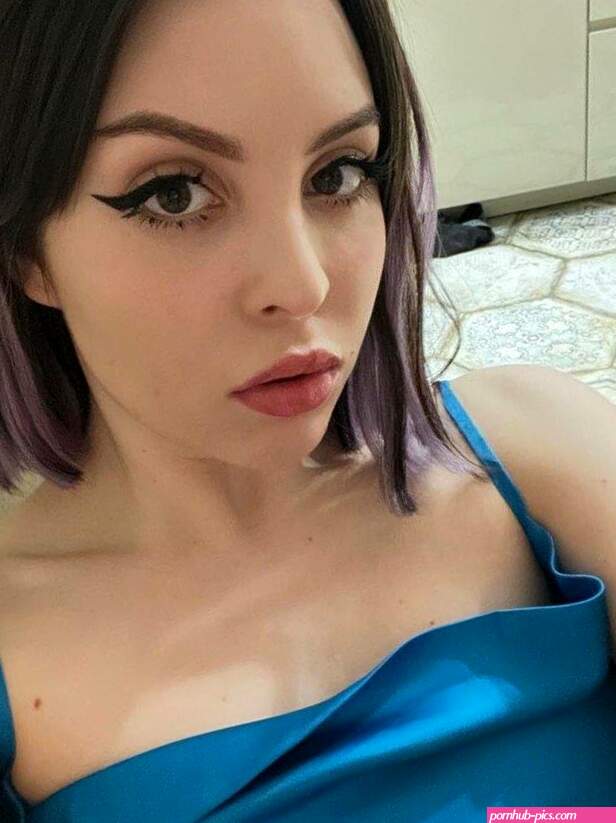 Moona Khan