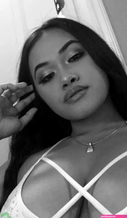Thotayana OnlyFans Leak: Nude photo
