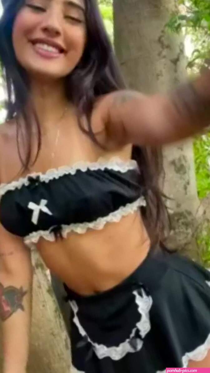Beautiful Maid Costume Porn Video by ivyclark