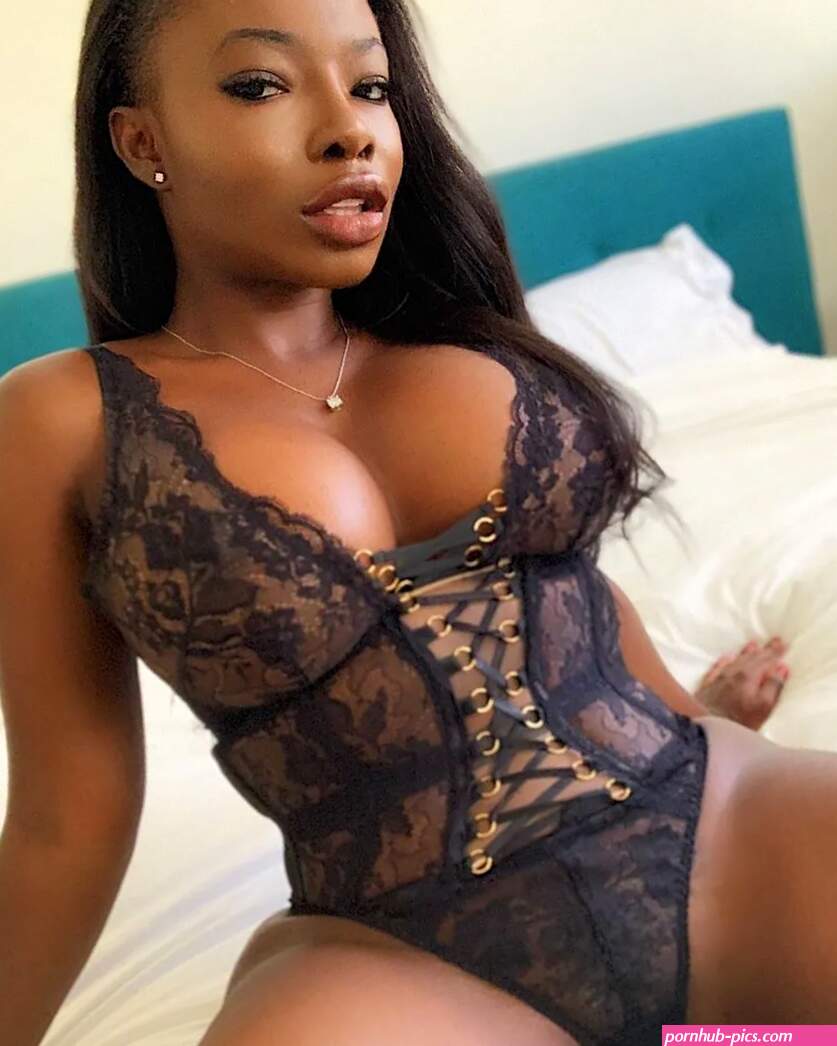Top ebony pornstas