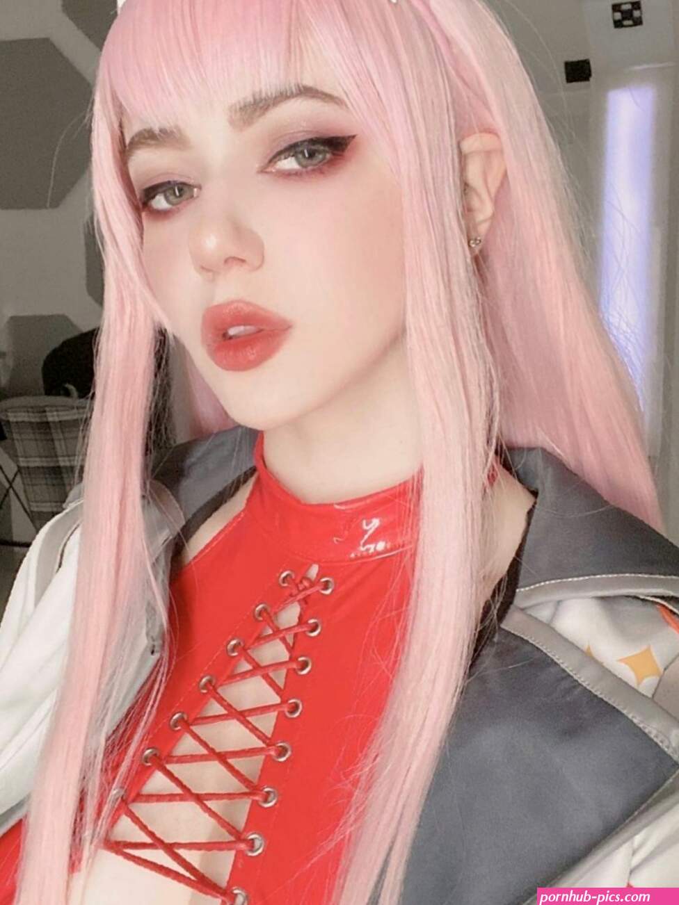 Zero Two Darling in the Franxx Alina Becker cosplay desnudo asitico 44 fotos.