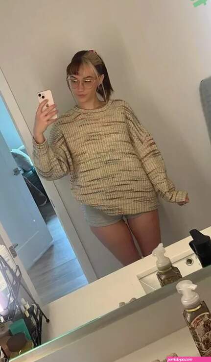Allycxt OnlyFans Leak: Nude photo