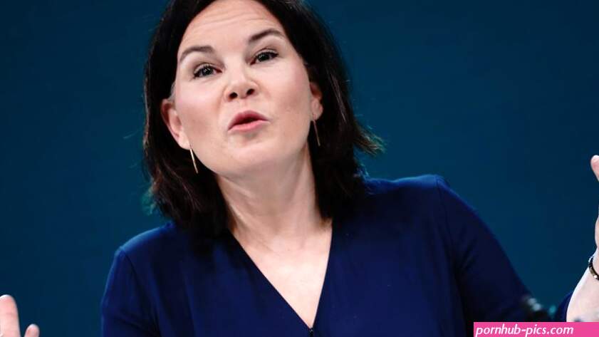 Annalena Baerbock nennt Wahlprogramm von CDU und CSU mutlos