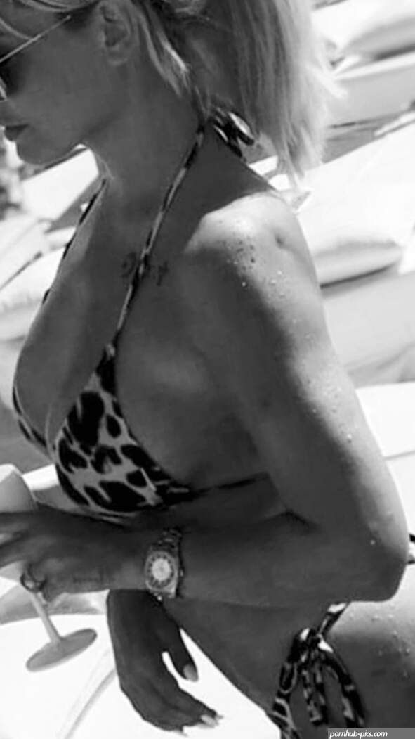 Tous les leak et photos de Aurelie Dotremont nue