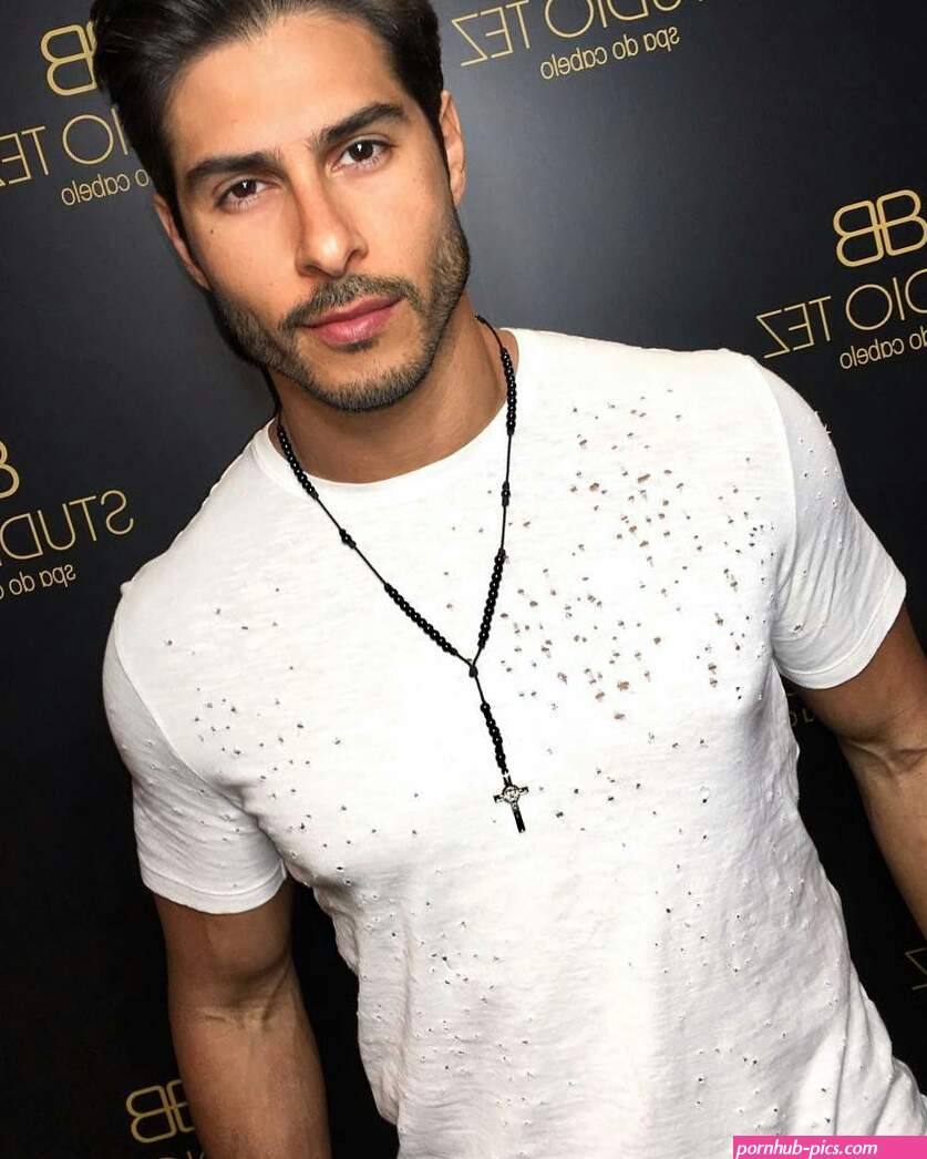 Bruno Santos Roupa esporte fino masculino Barba masculina Looks masculino