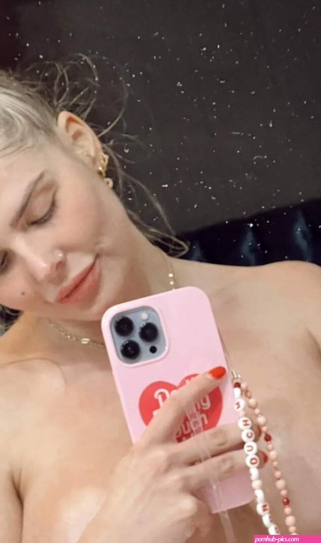 Elena davies tits
