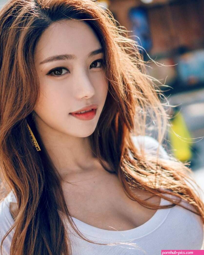 Pin on Asian Beauties
