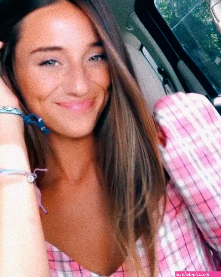Maddie Hope Bio Wiki Age Boyfriend More