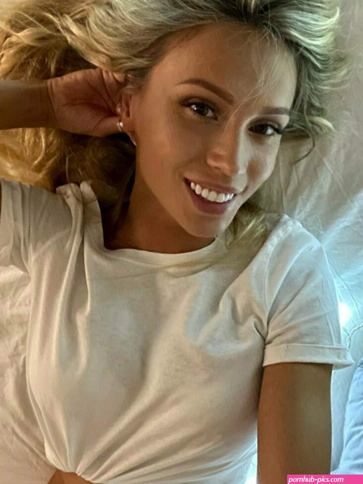alicewanders Nude OnlyFans Leaks Fappedia