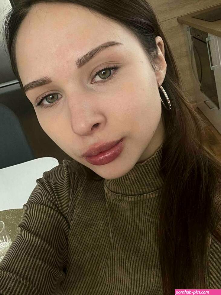 viplittledisnay Nude OnlyFans Leaks The Fappening