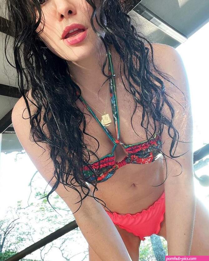 martha higareda bikini