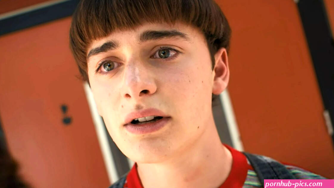 How Noah Schnapp Really Feels About His Stranger Things Hair Cut