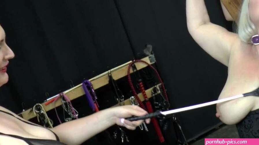 Lezdom BDSM 3Some Sex Punishment