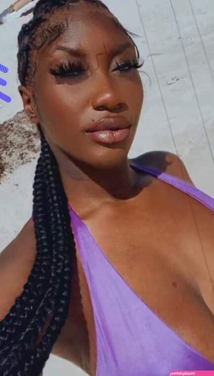 Aya Nakamura ayanakamuraofficiel redqueensie Nude Leaks OnlyFans Photo 22