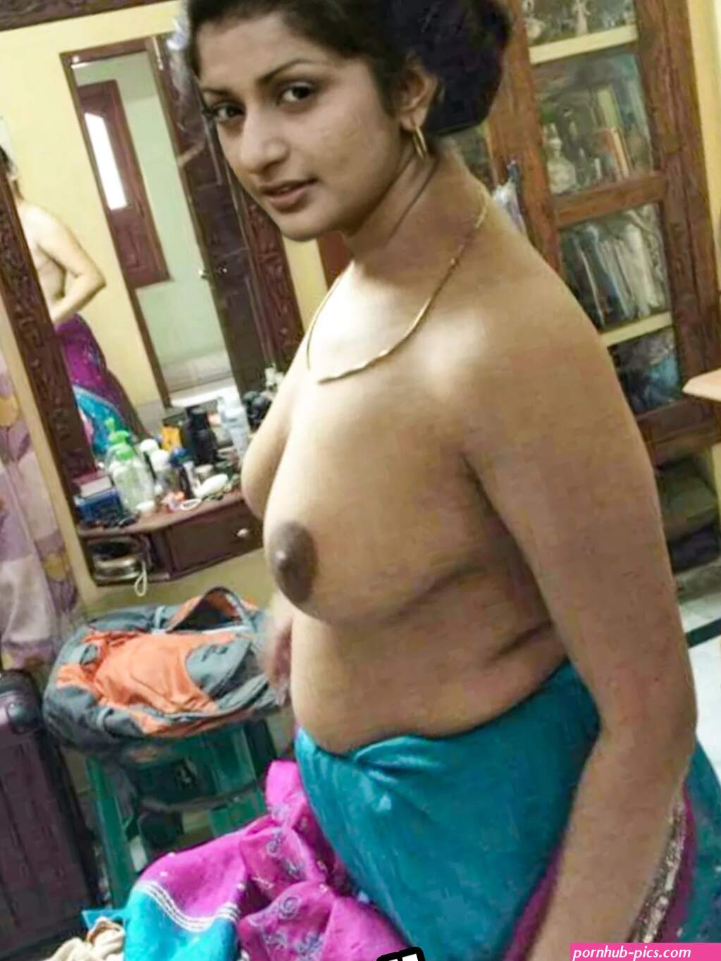 Desi bhabhi nude