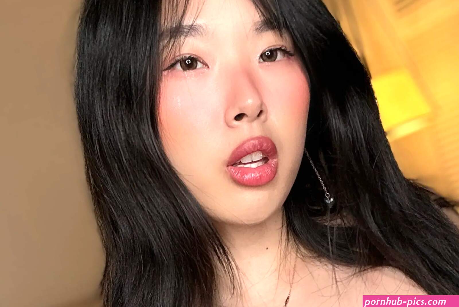 Elle Lee Twitch Biography Age Height Figure Net Worth Bioofy