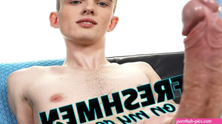 :: STAXUS :: Freshmen On My Couch SC. 4