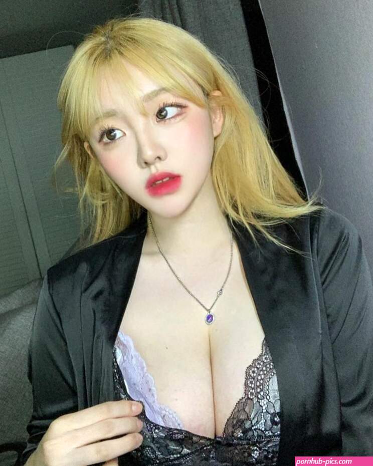 Sejinming Sexy Shots In Lingerie