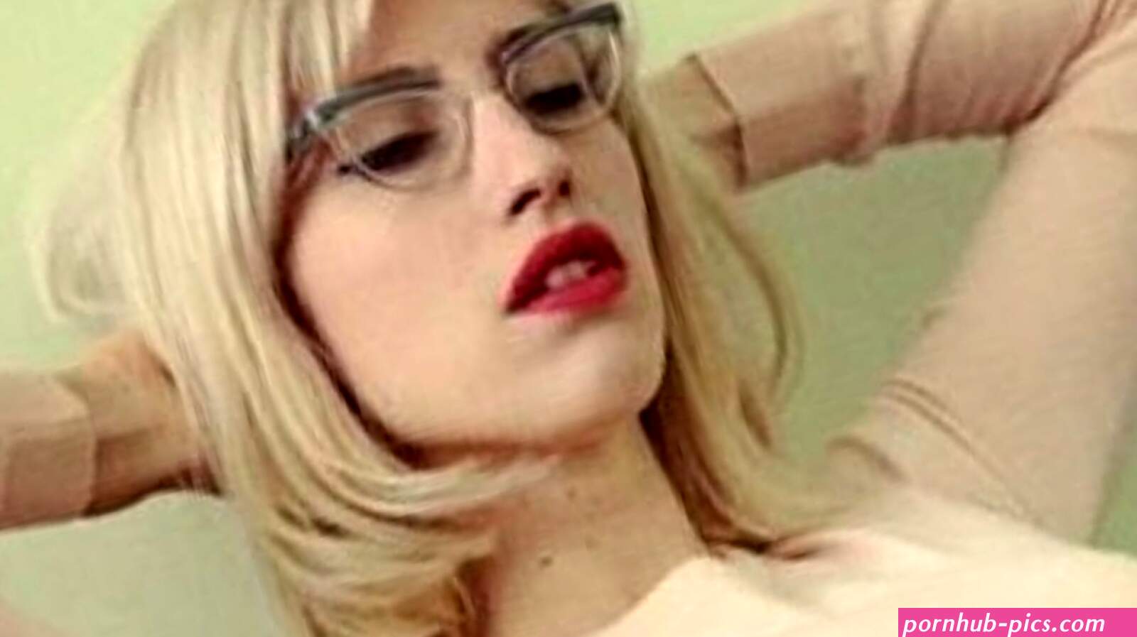 fortunato suolo pastore karley sciortino sexy Renderlo pesante Refrigerare Appar