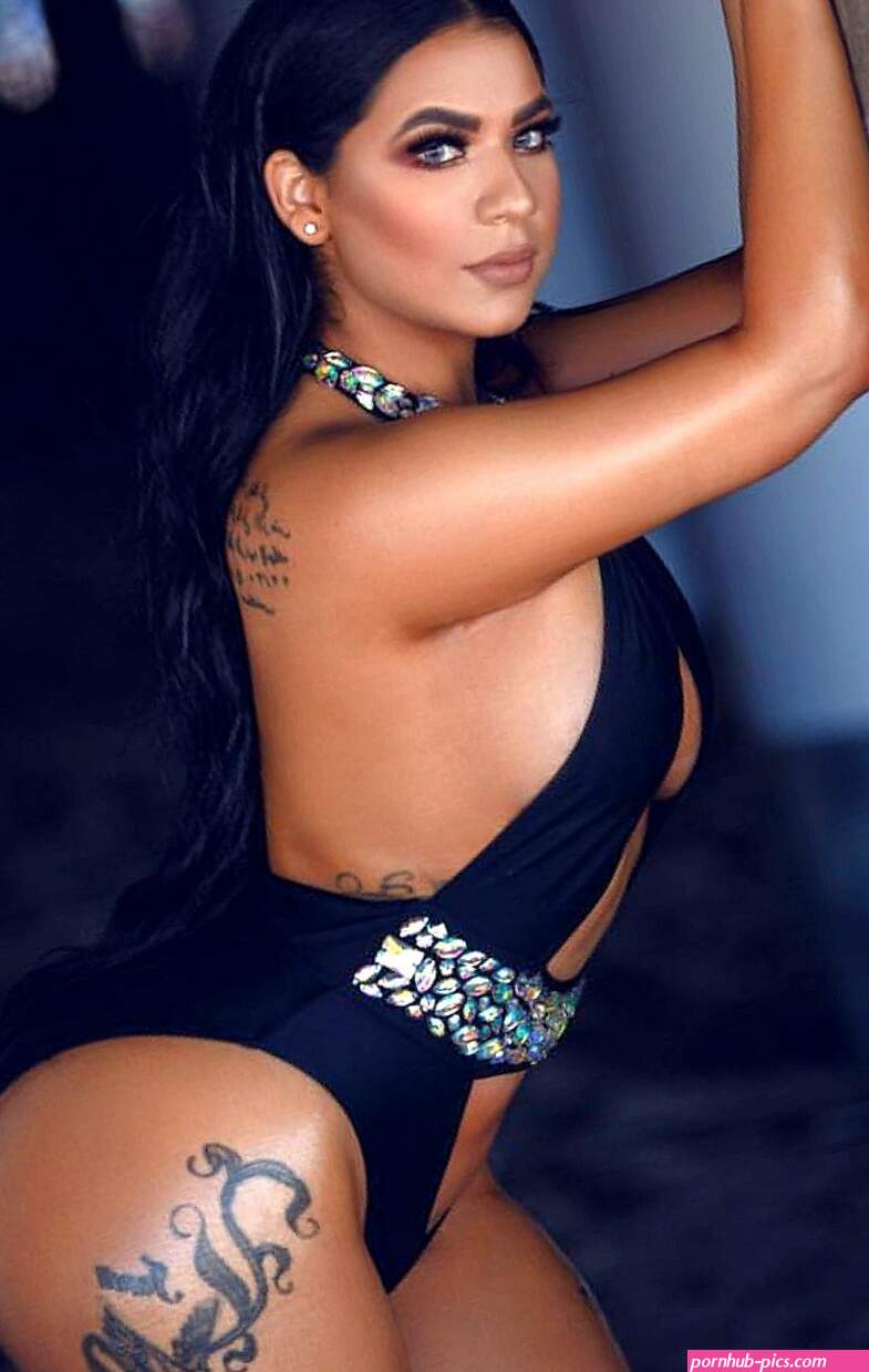 Sandra Latina Nude