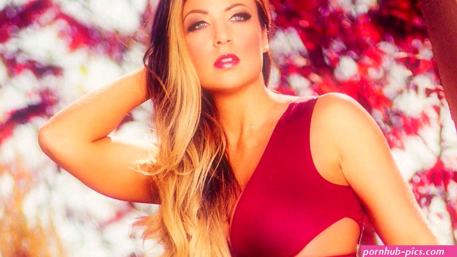 Current WWE Superstar Seen As Good Fit For Emmalina Gimmick Wwe superstars Wwe