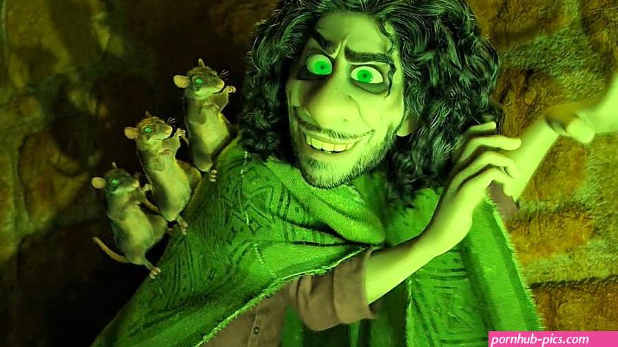 Camilos awesome singing about Bruno in 1080p Bluray Encanto 2021 Disney