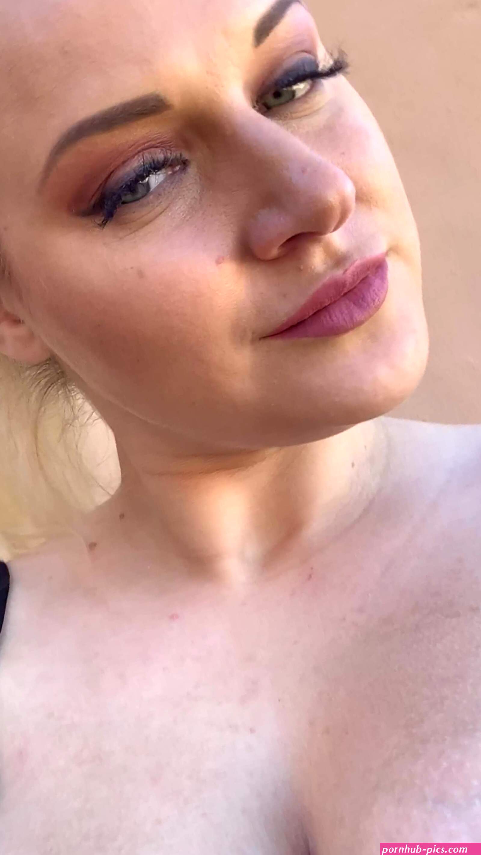 Dolly Fox Boobpedia