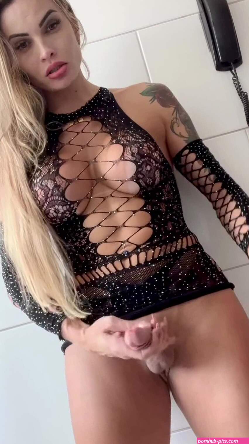 cums in a sexy dress