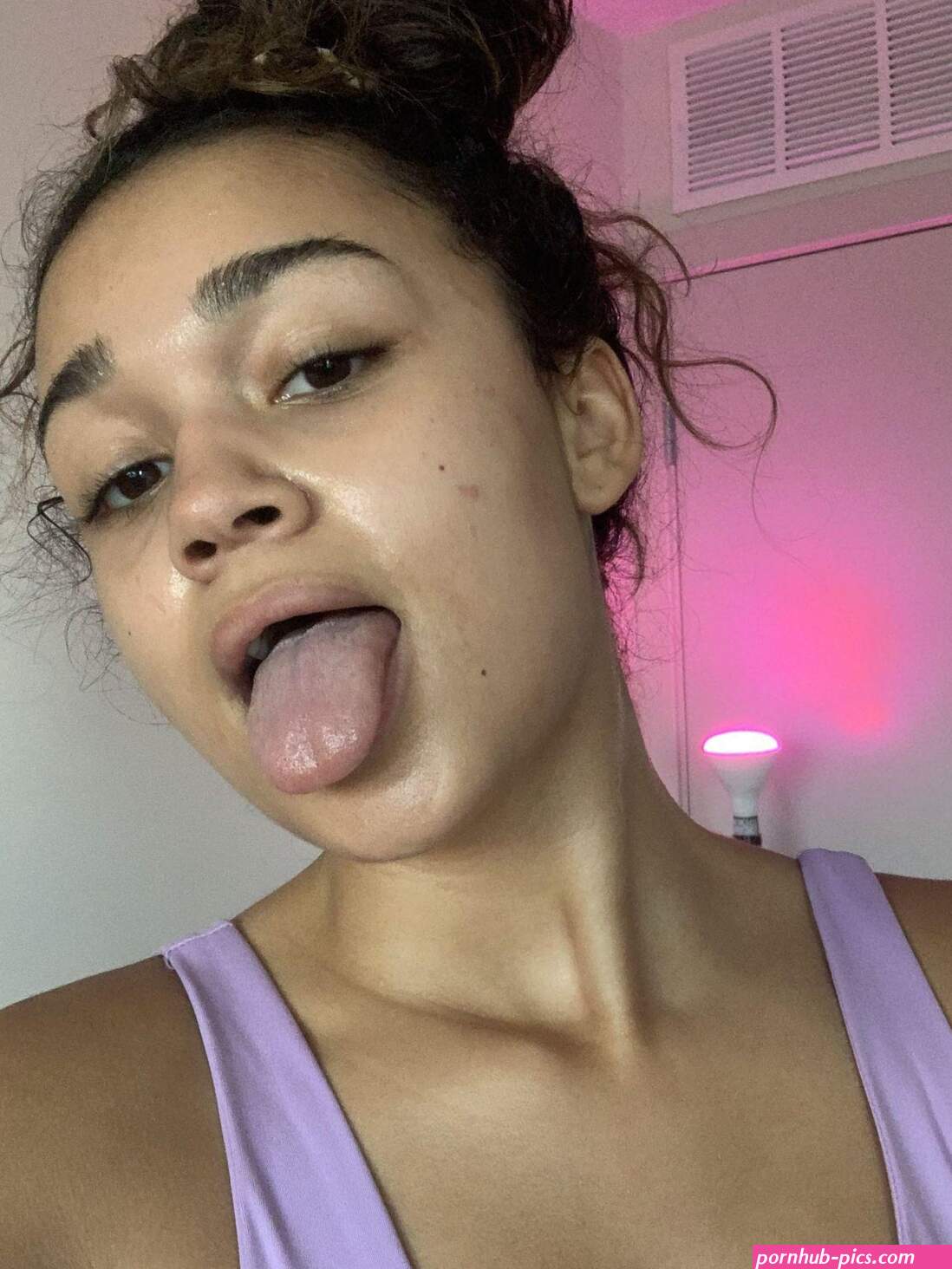 Madison Bailey Nude And Sexy Photos Collection