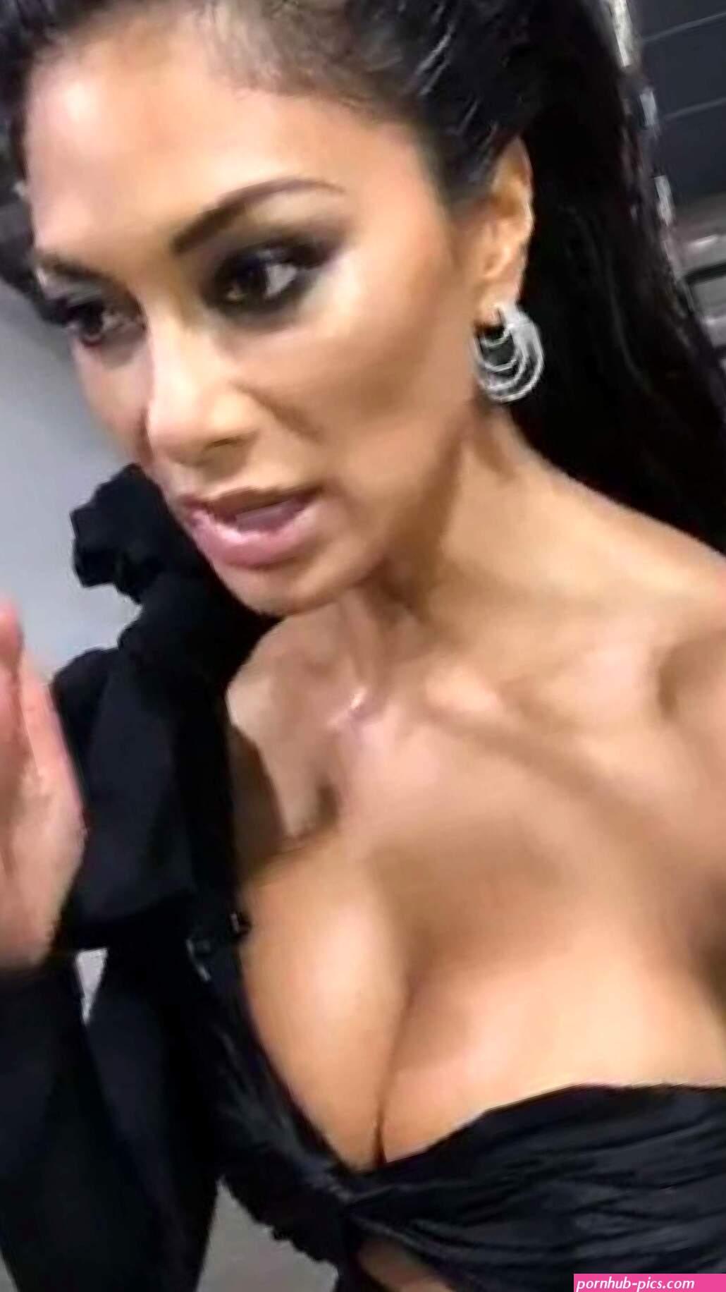 Nicole Scherzinger: The X Factor TV show -07