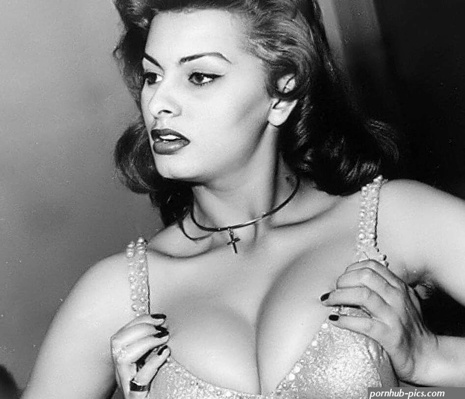 Quiz: Only 1 in 8 Can Name These Gorgeous 50s Stars. Can You?