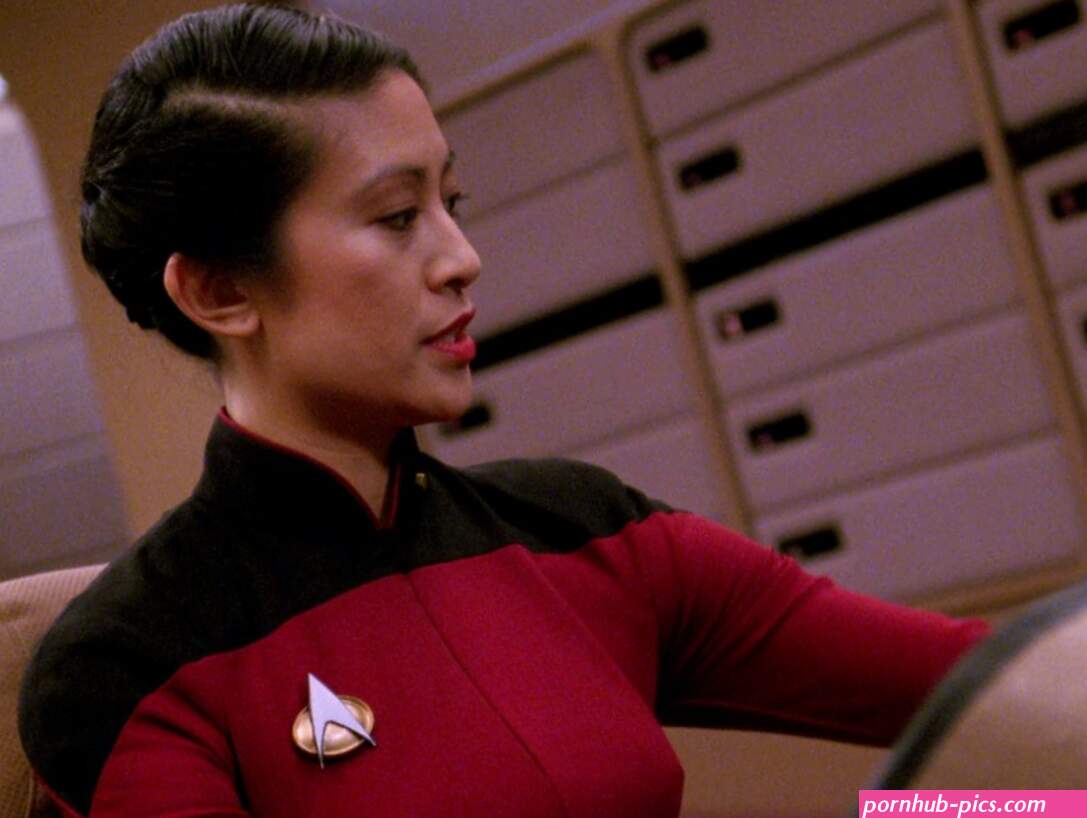 The Nth Degree S4:E19 Star Trek: The Next Generation Screencaps