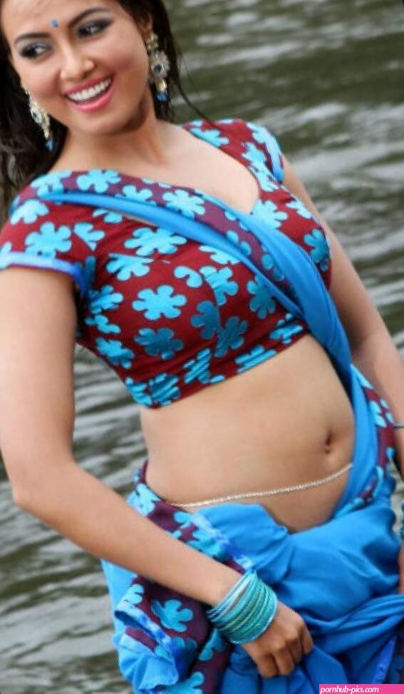 Sana khan wet and hot from pakistani acterss sana khan xxx sexndia Post