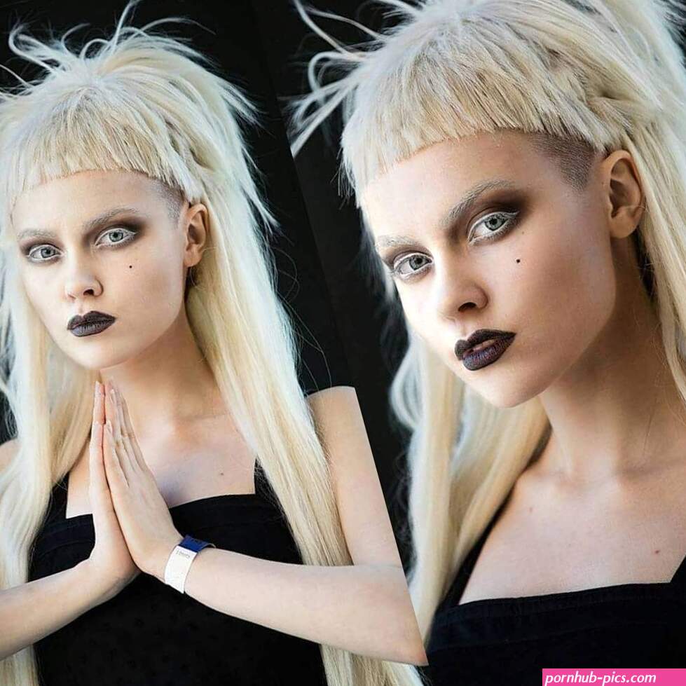 Impressive Cosplay Costumes Make Woman a Chameleon of Pop Culture