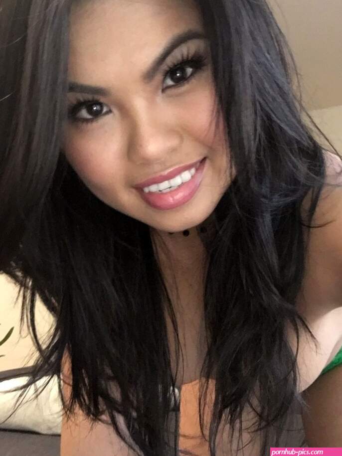 Cindy Starfall 44