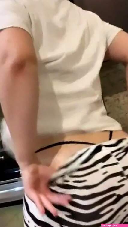 Ass Clap