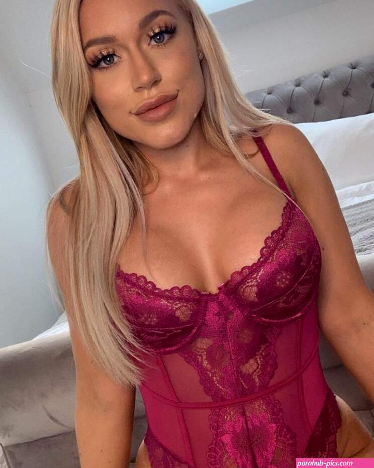 Porn Star Promises Soccer Player Will Enjoy His Weekend After Game Winning Goal