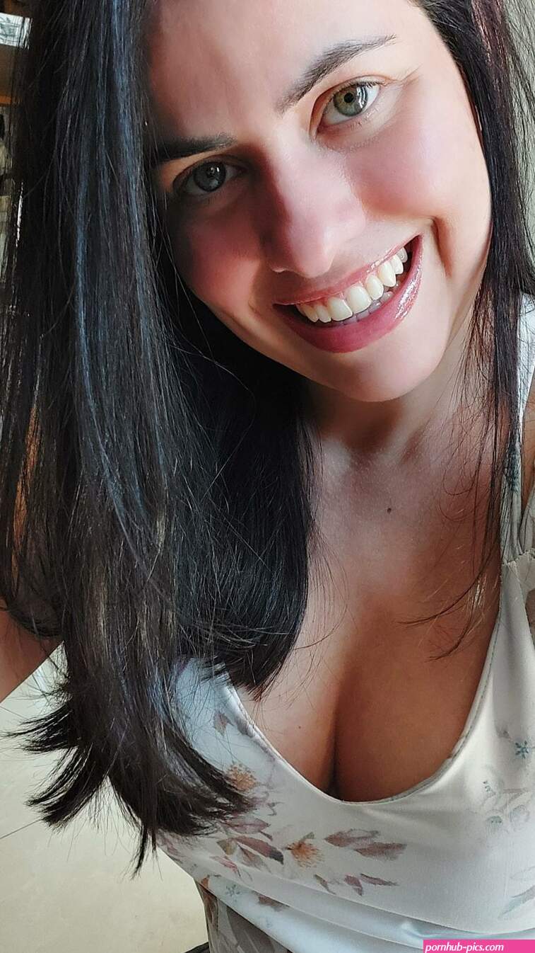 Isiscristine Nude OnlyFans Leaks