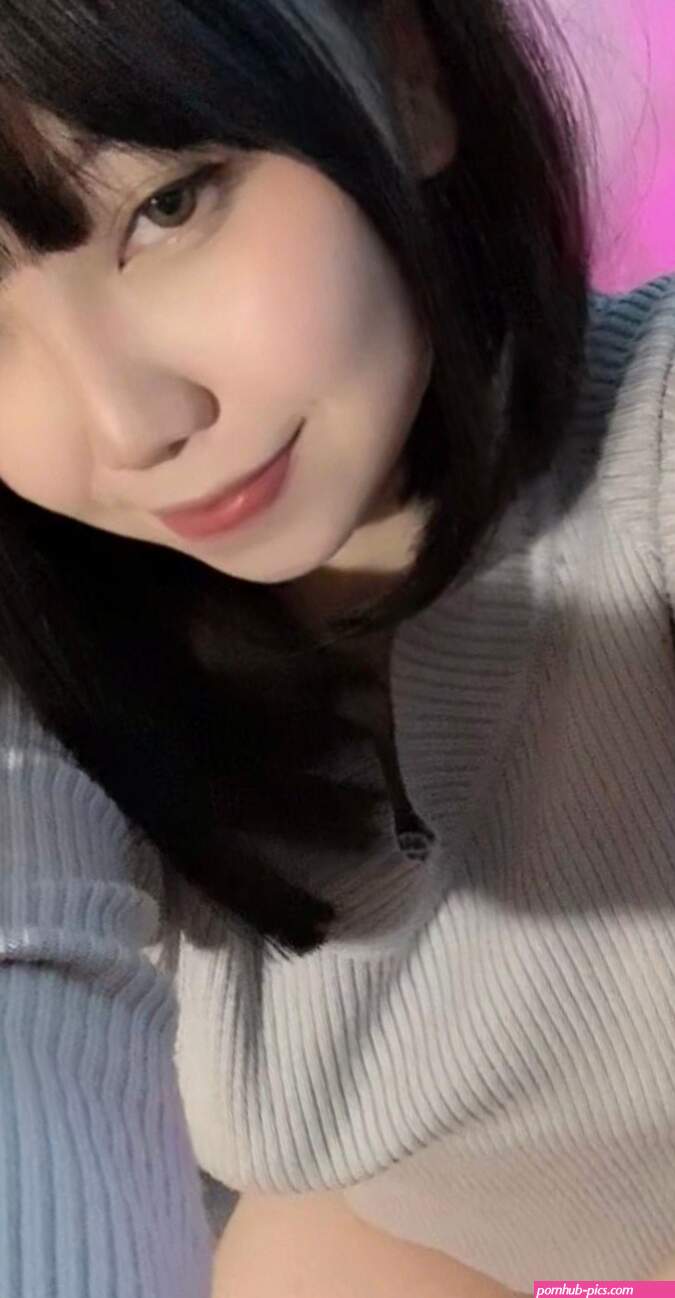 Hakaosan Instagram Naked Influencer