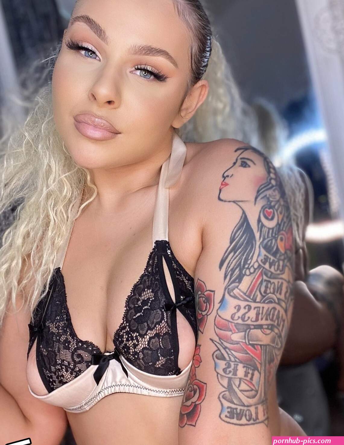 Roseangelap onlyfans