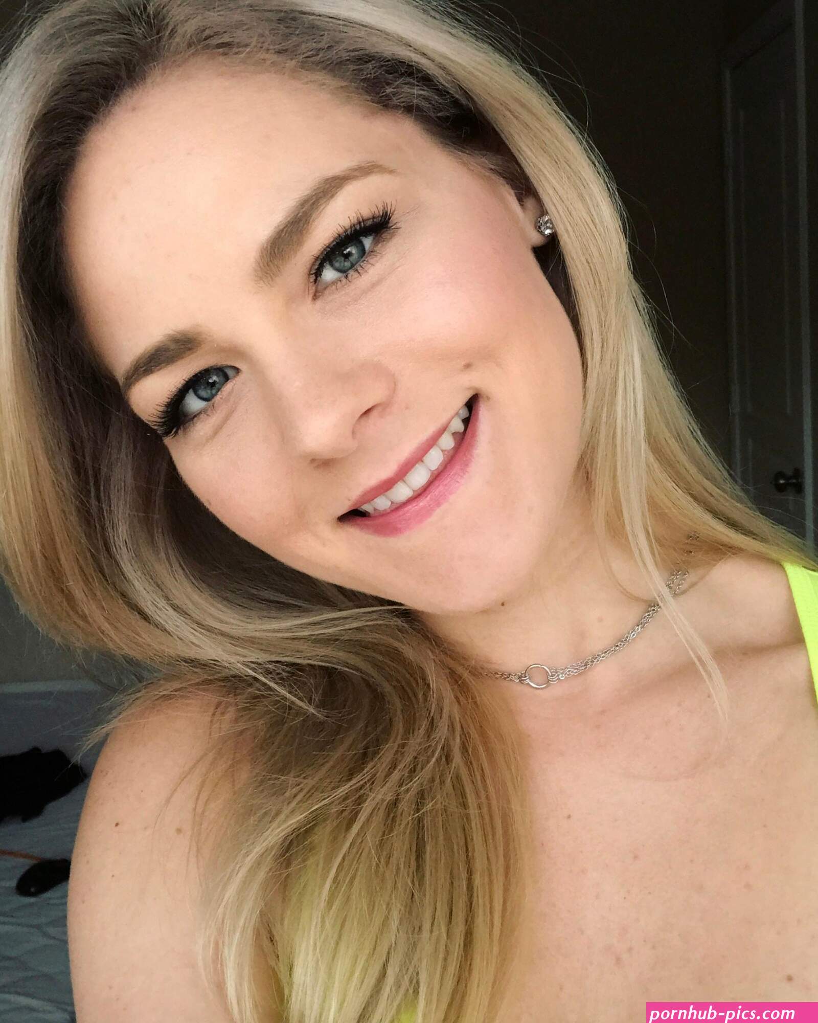 Lisey Sweet Pics