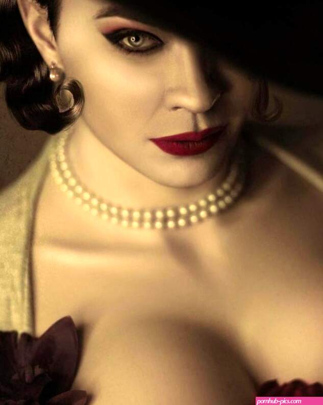 Best of Lady Dimitrescu Cosplay