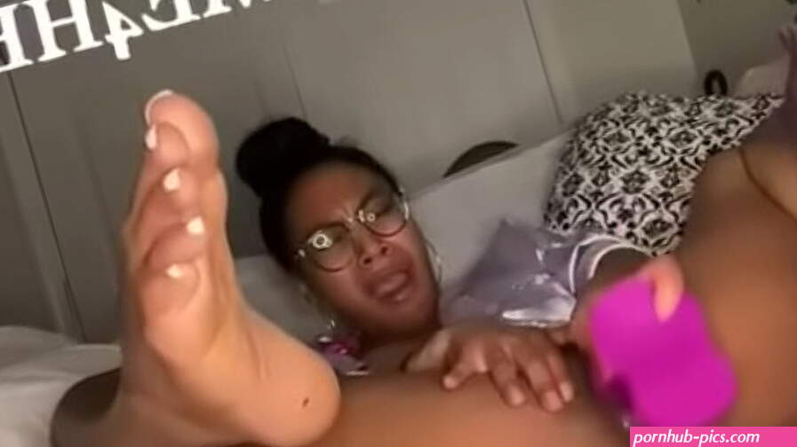 VERONICA GLASSES CREAM SESSION