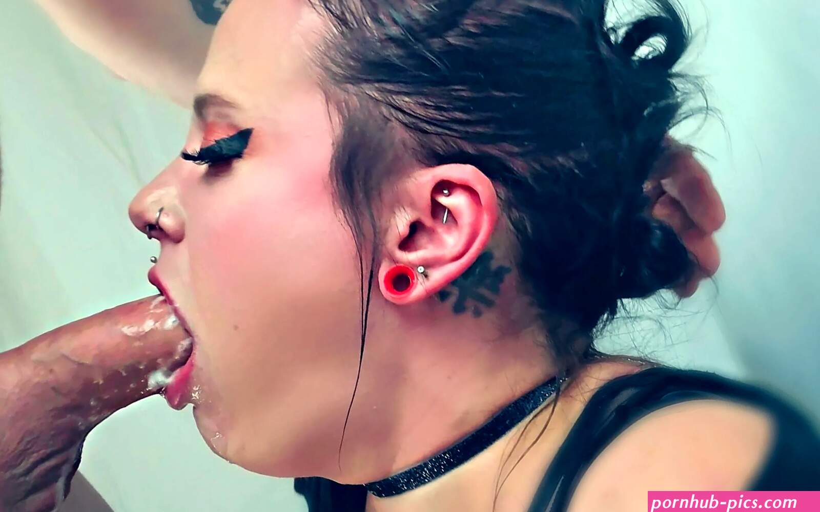 Messy facefuck