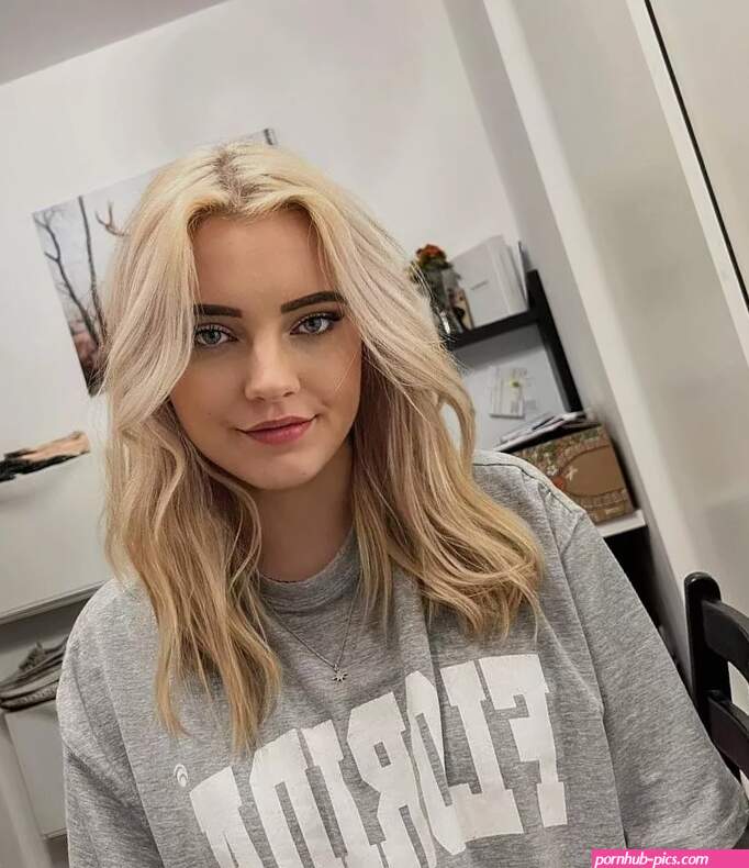 Laura Nude OnlyFans Leak Picture jZAIhywmb1