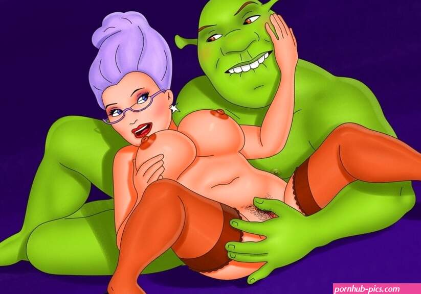XXX Toon Oops: Shrek Lusting After Fairy Godmothers Mature Pussy