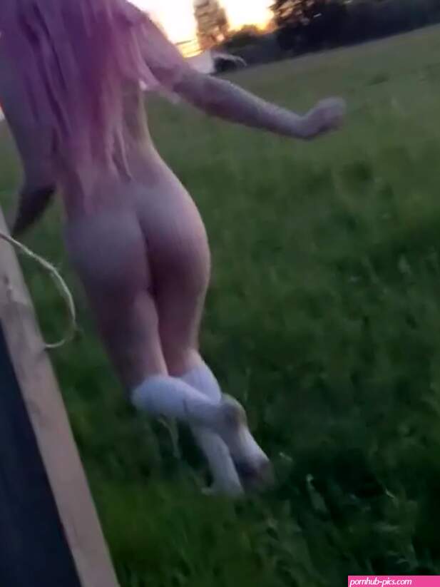 Belle Delphine Naked Running Outdoor. Belle Delphine Onlyfans Patreon Fansly