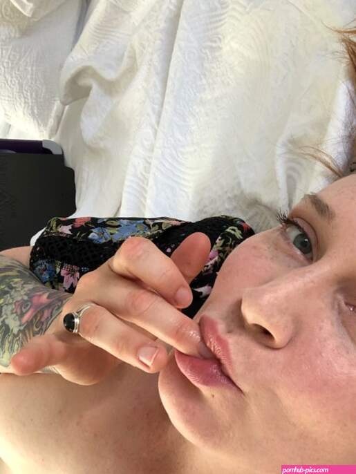Bettie Bondage on X: Slurp